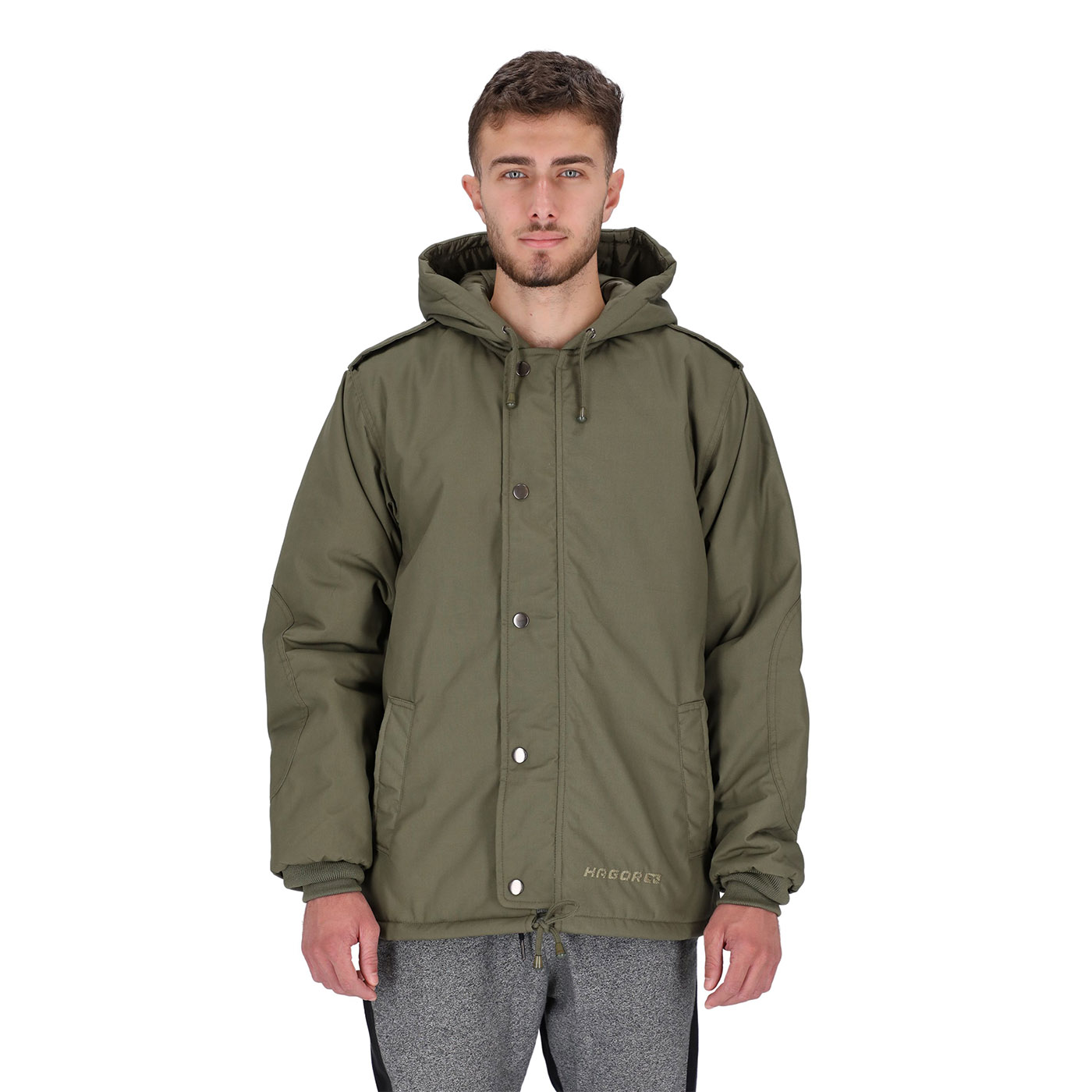 close-on-model_0022_tK8KVEng