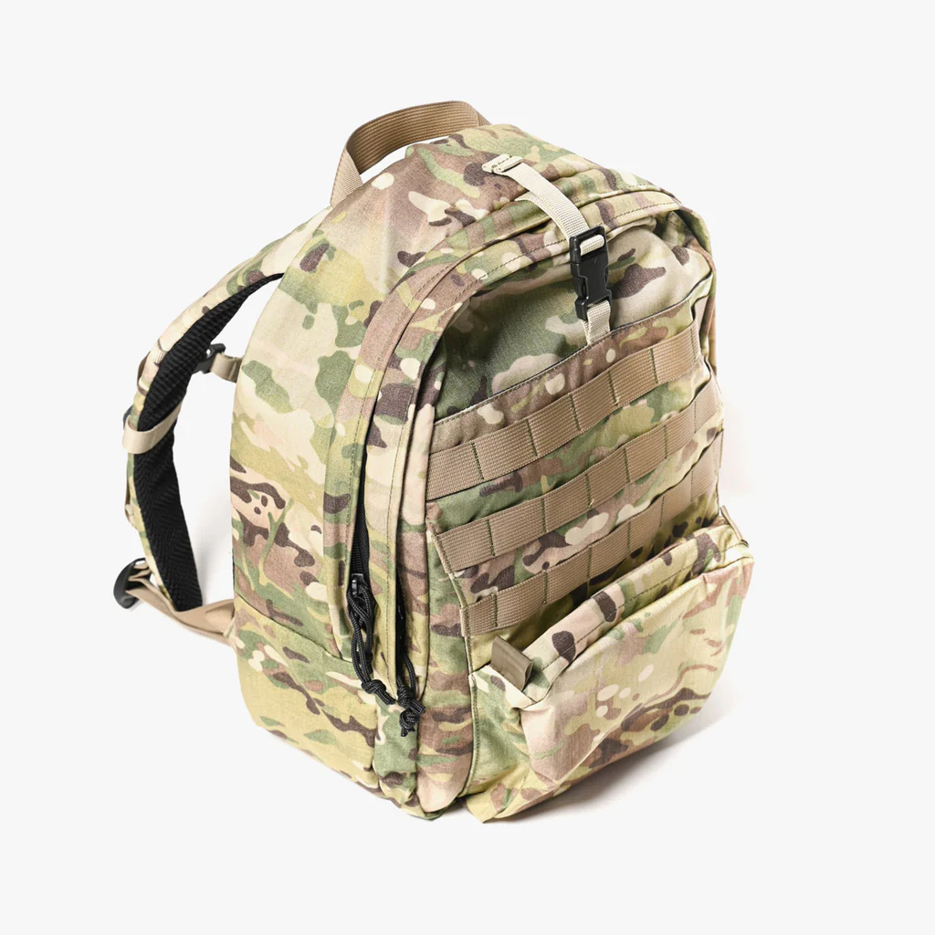 a6079a_f689bc21e9a746aa974622f04c582cb8mv2