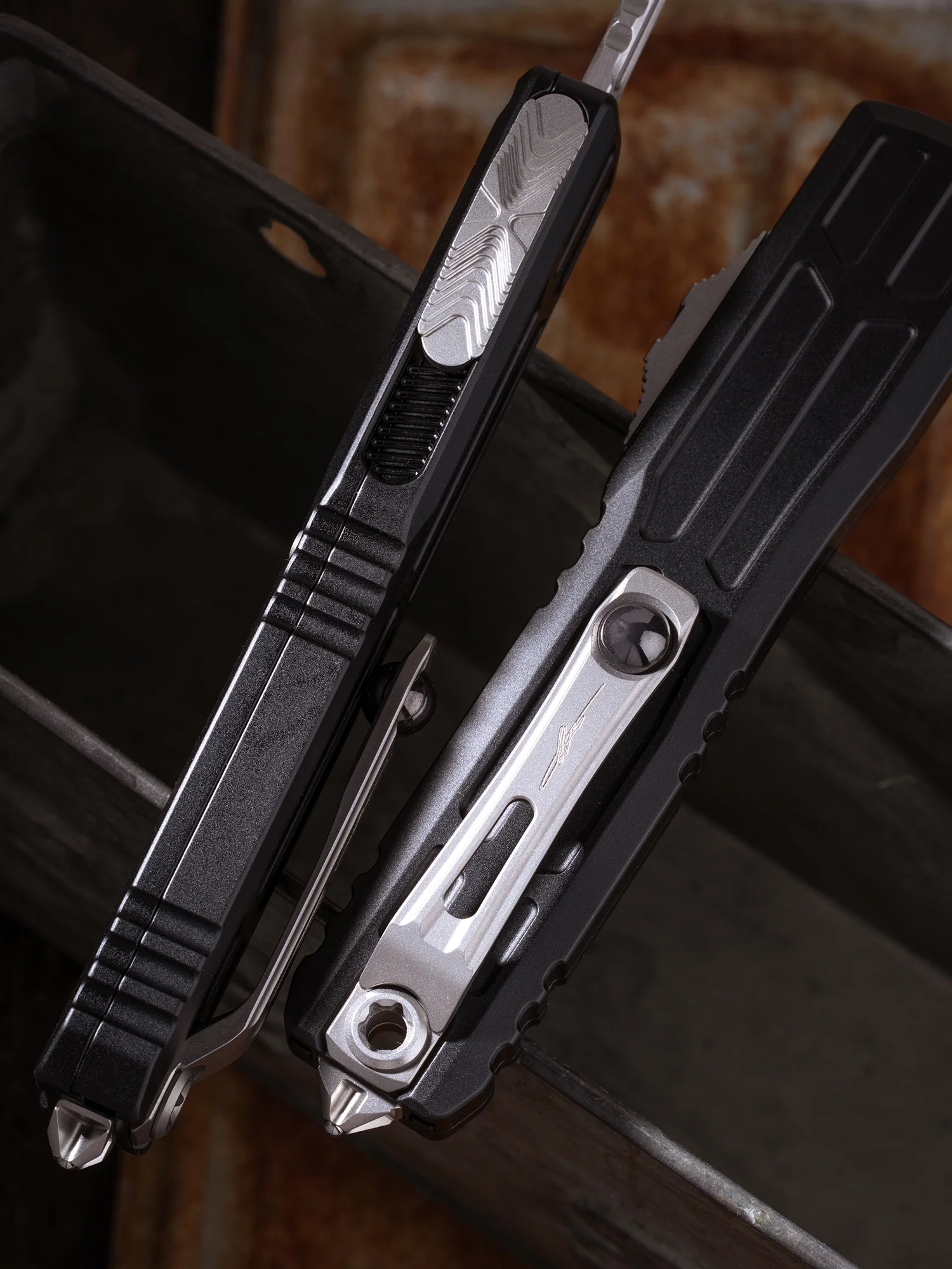 Microtech Ultratech EX ZBP Bayonet Signature Series – אולר אוטומטי OTF משונן מלא – תמונה 3