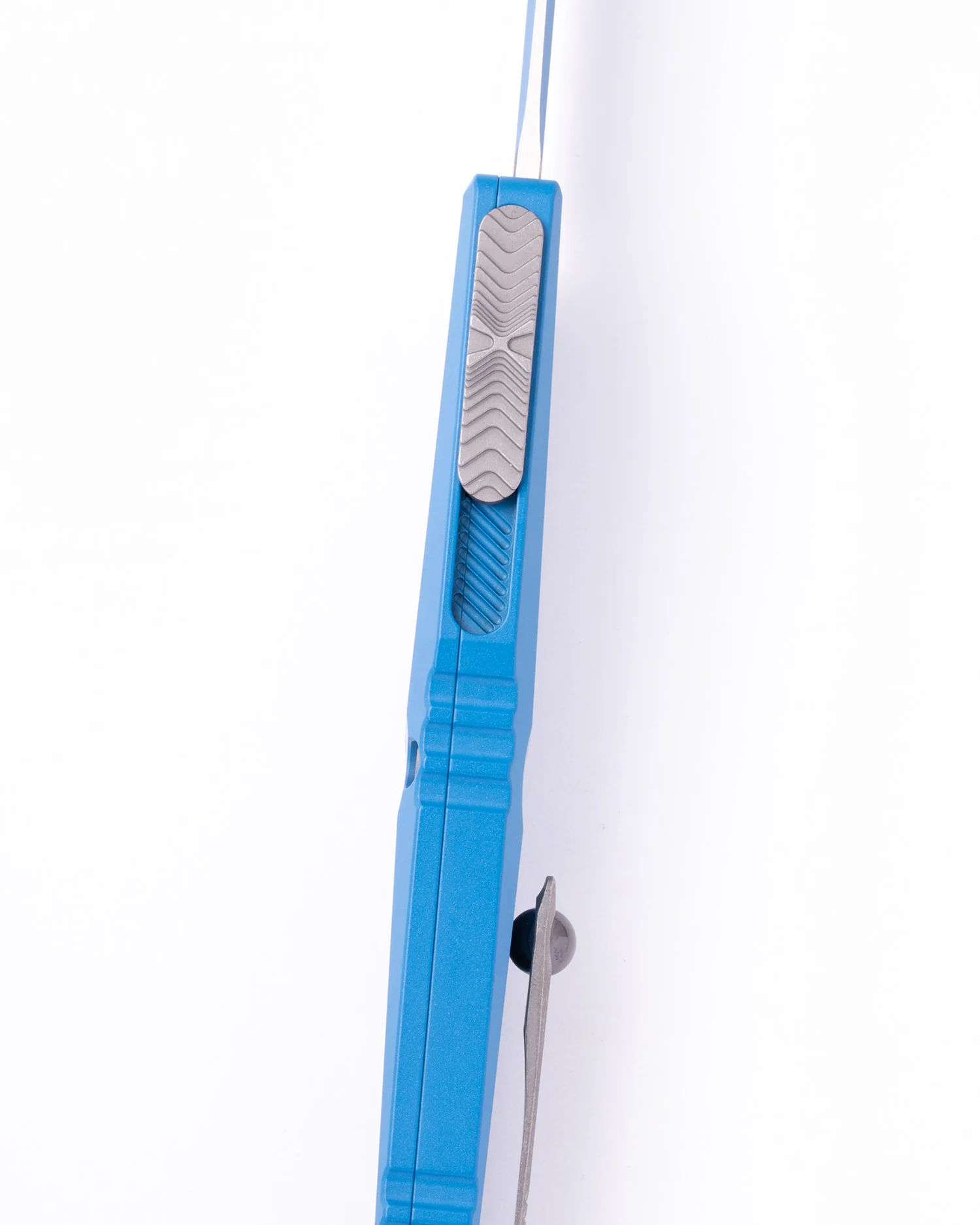 Microtech Combat Troodon Gen III – אולר אוטומטי OTF בצבע תכלת – תמונה 3