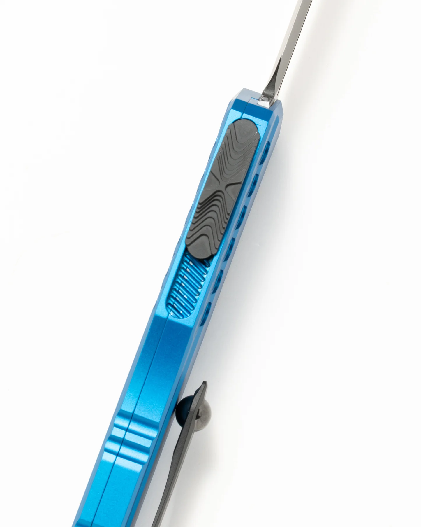 Microtech Cypher II – אולר אוטומטי OTF טורקיז/שחור – תמונה 3